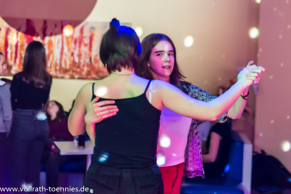 2020 01 11 Tanzparty 2070